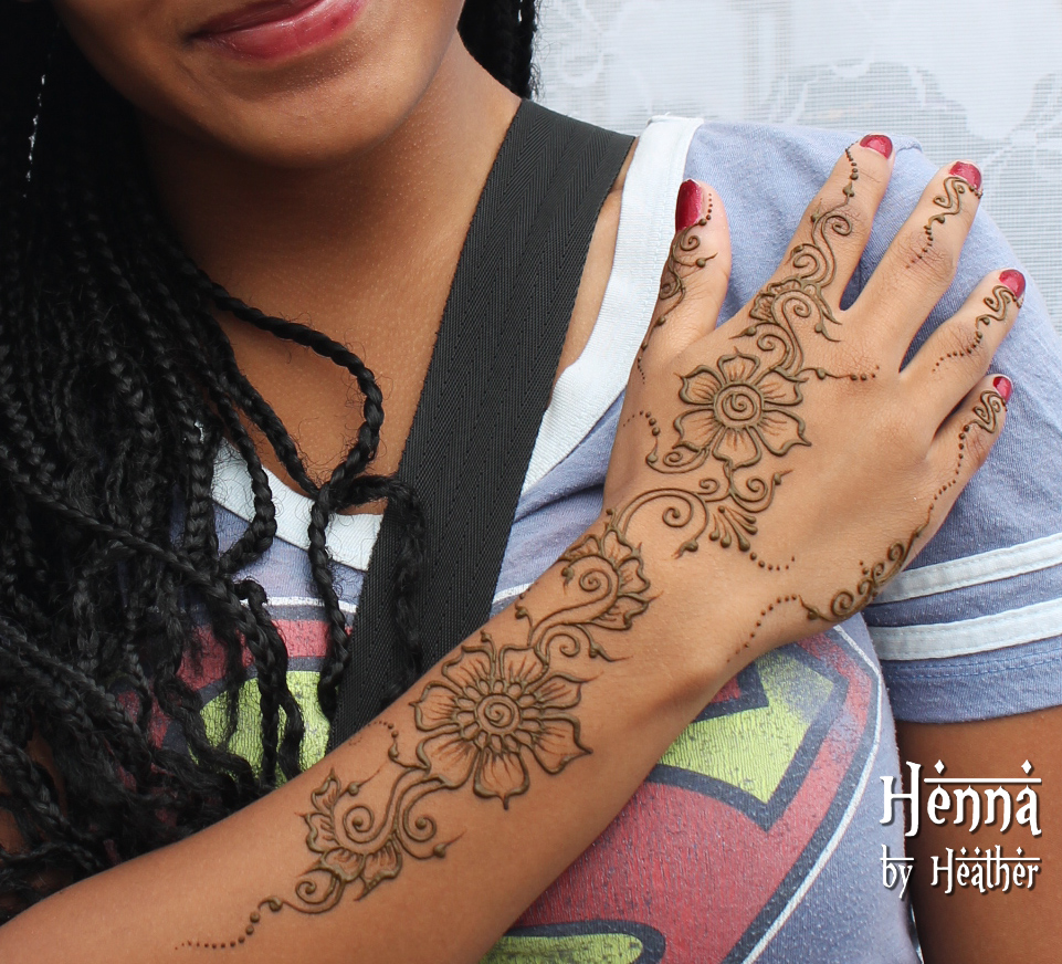 Ten Minute Henna Party Flowers