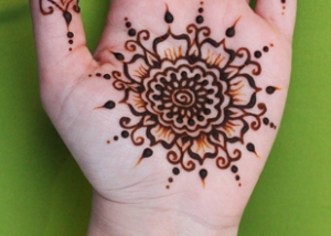 Henna Mandala Flower with Bracelet