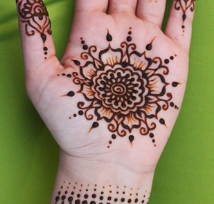 Henna Mandala Flower with Bracelet
