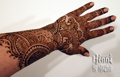 Traditional Indian bridal henna with peacocks - Henna by Heather