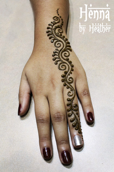 Swirl Henna Design with Teardrops - Henna by Heather
