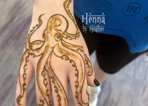 Octopus Henna Design on hand - artist Heather Caunt-Nulton